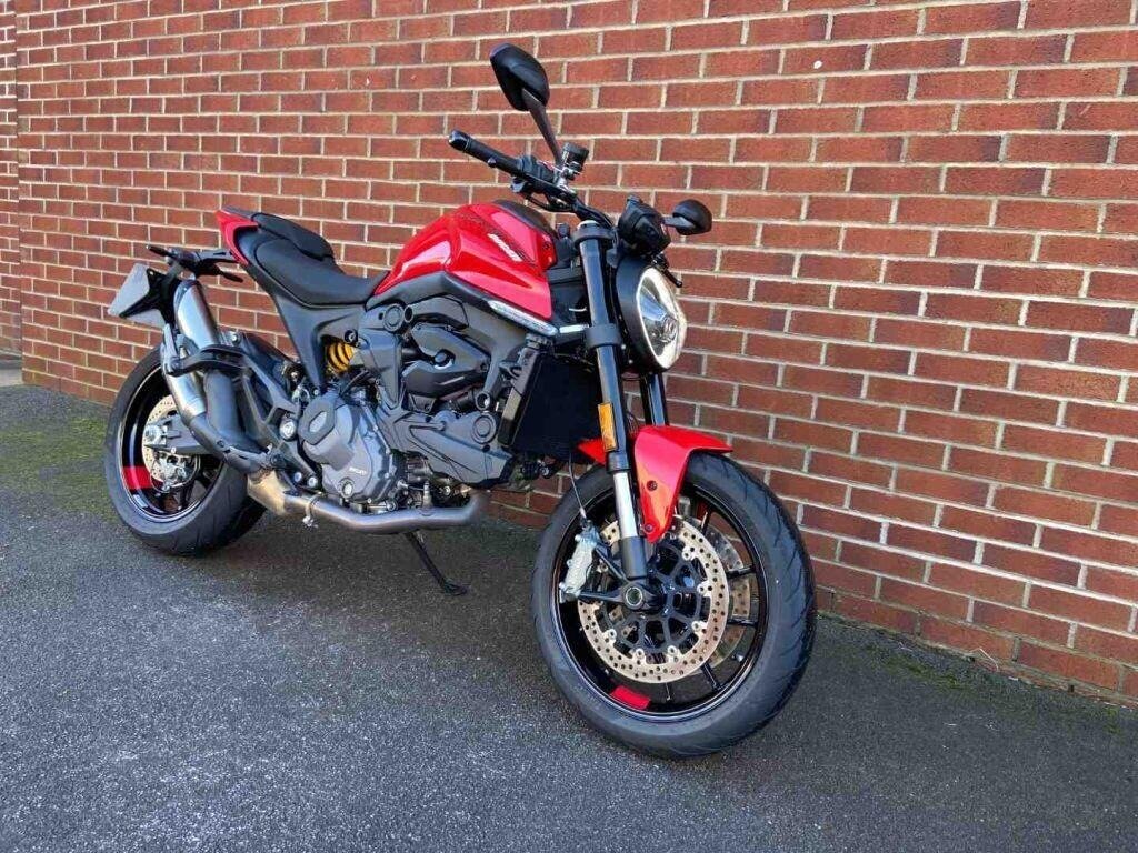 Ducati Monster 937