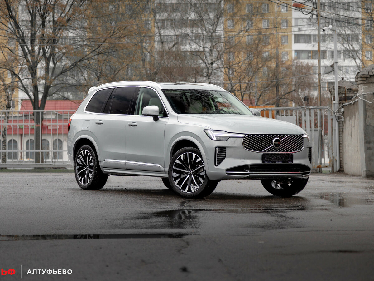 Volvo XC90 B5 II Рестайлинг 2