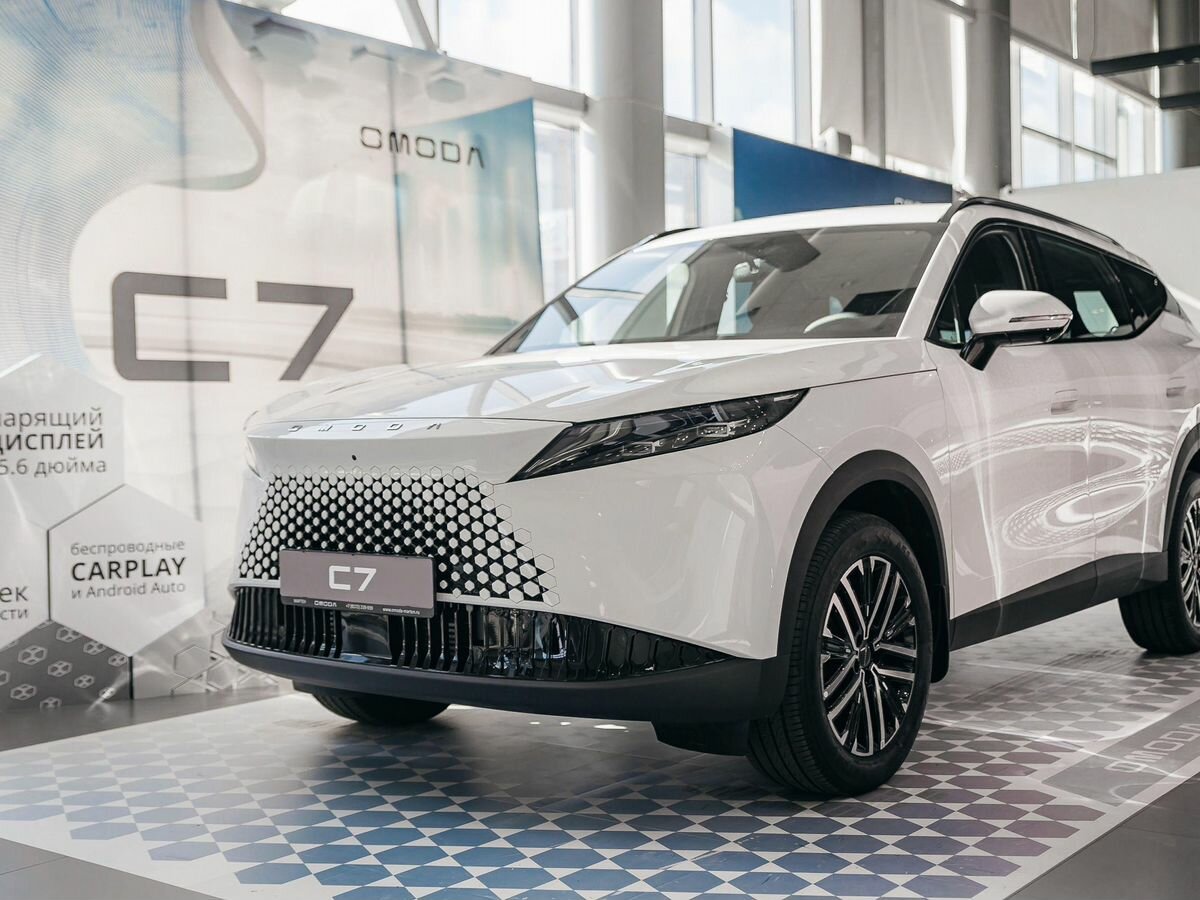 Omoda C7