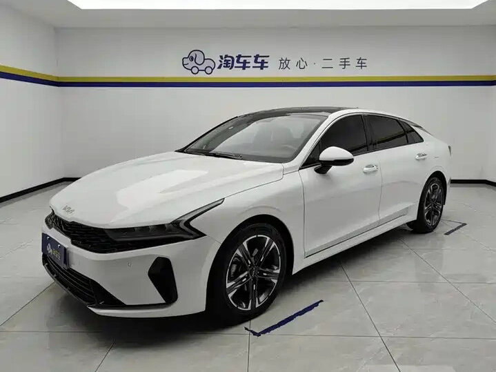 Открыть фотографии: Kia K5 III