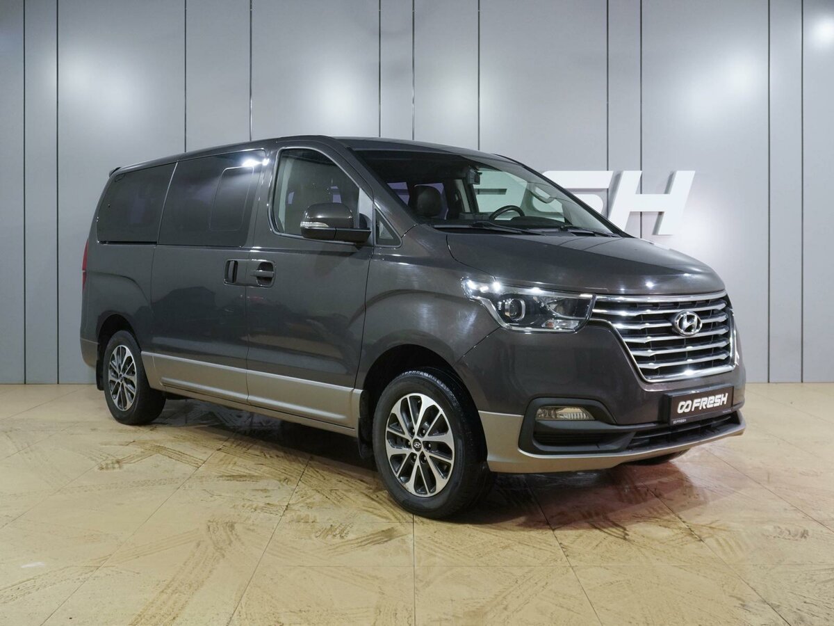 Открыть фотографии: Hyundai Grand Starex I Рестайлинг 2