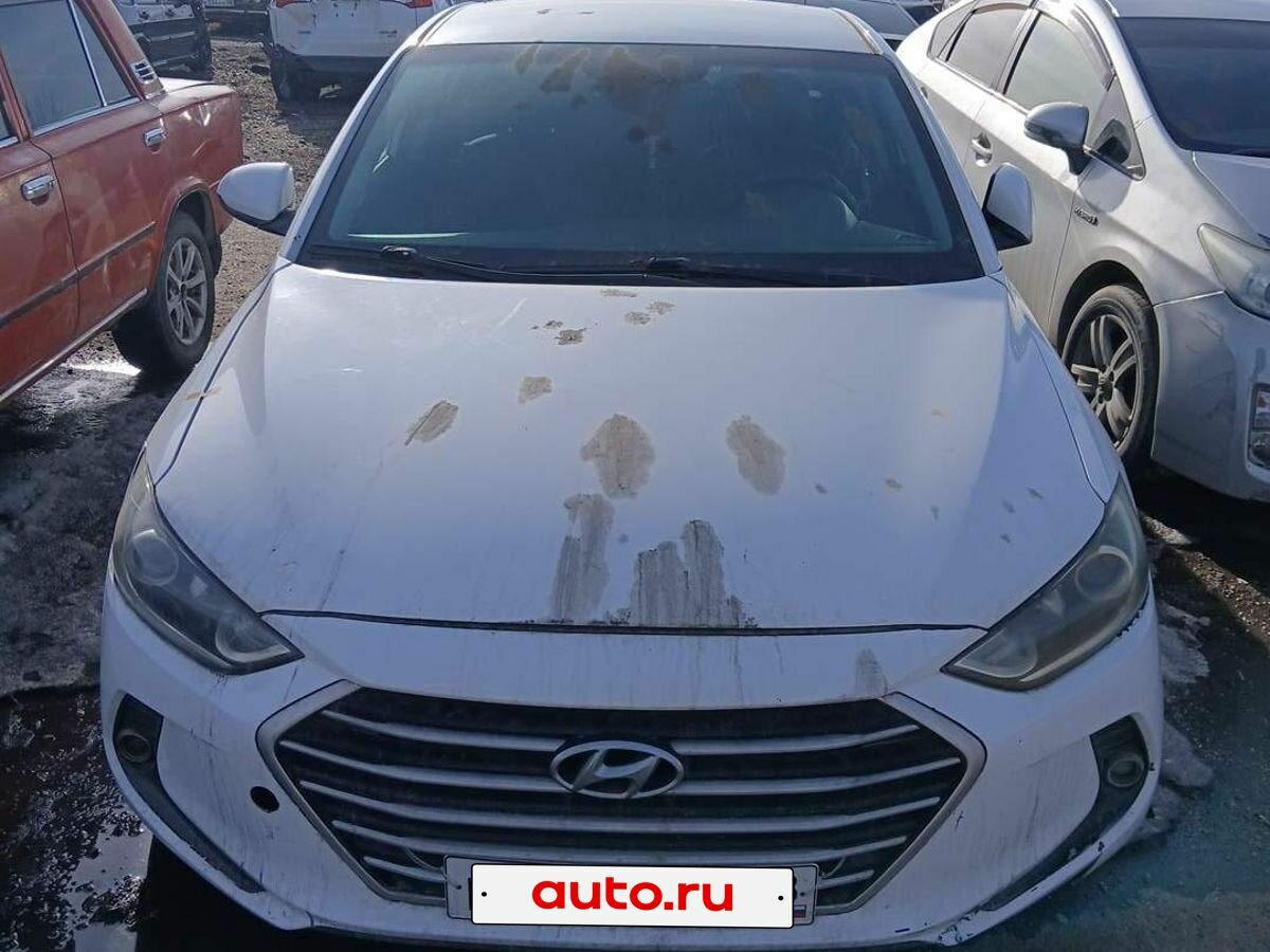 Hyundai Elantra VI (AD)