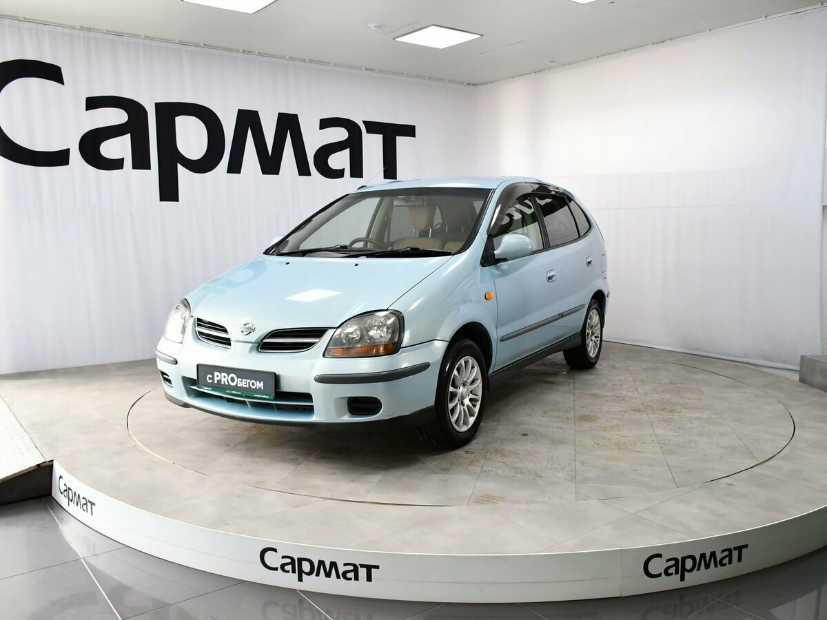 Nissan Tino