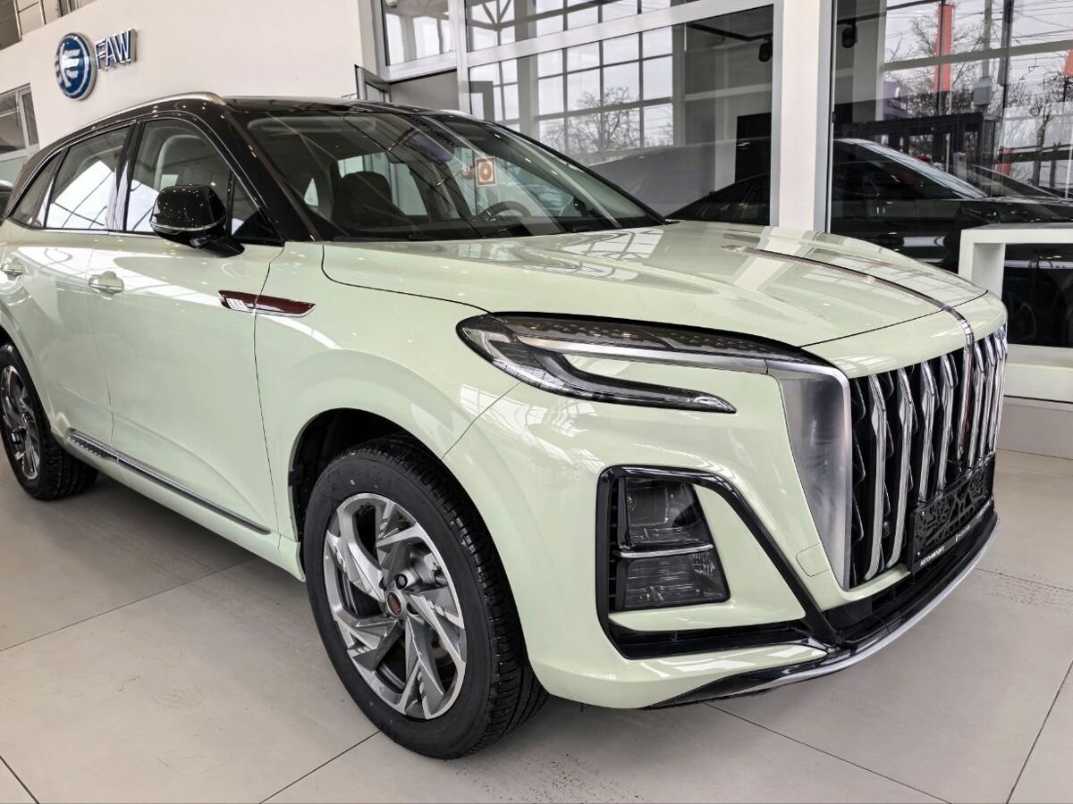Hongqi HS3