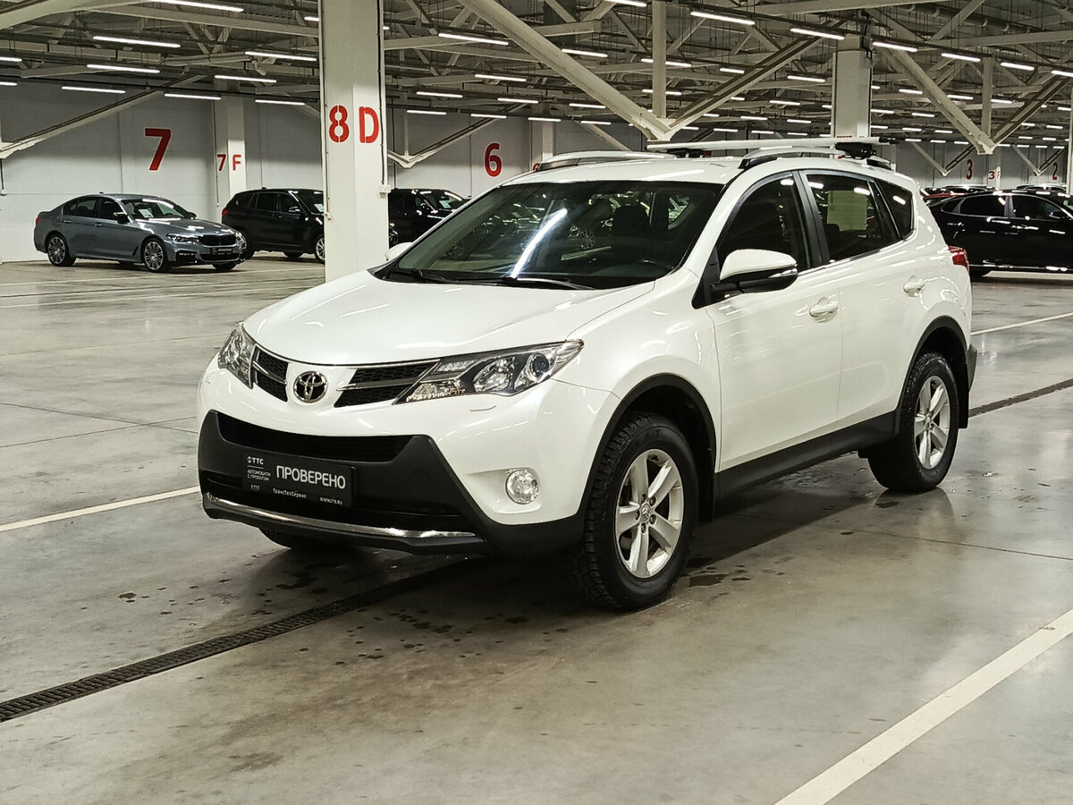 Toyota RAV4 IV (XA40)