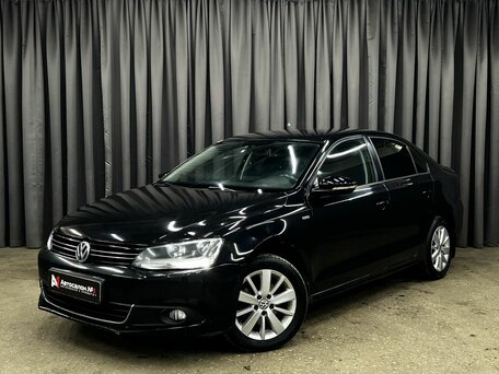 Volkswagen Jetta VI