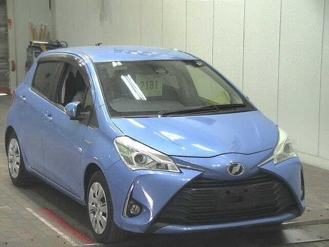 Открыть фотографии: Toyota Vitz III (XP130) Рестайлинг 2
