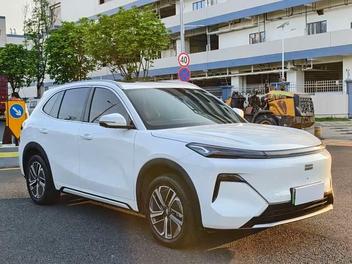 Открыть фотографии: Geely Galaxy Starship 7