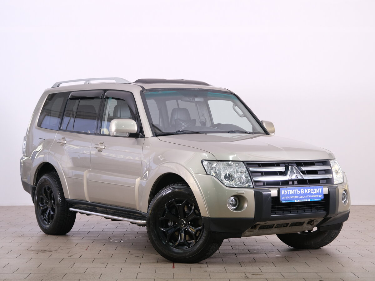 Mitsubishi Pajero IV