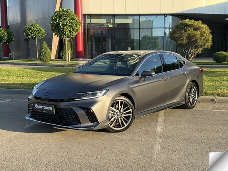 Toyota Camry IX (XV80) China Market