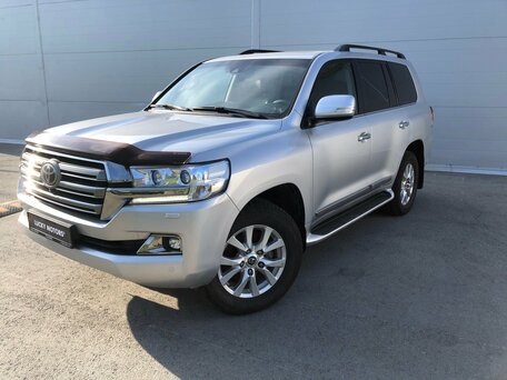 Toyota Land Cruiser 200 Series Рестайлинг 2