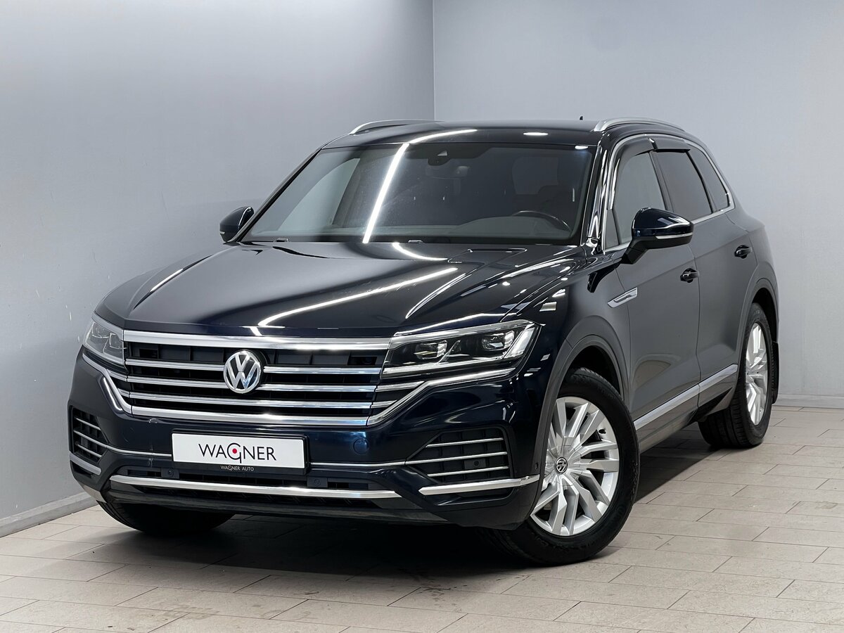 Открыть фотографии: Volkswagen Touareg III