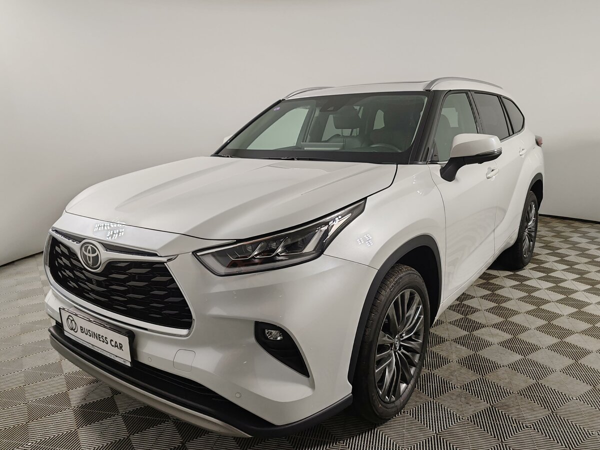 Toyota Highlander IV (U70)