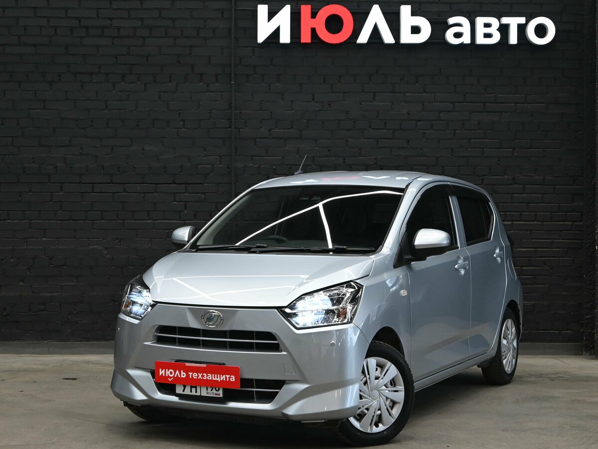 Daihatsu Mira e:S II