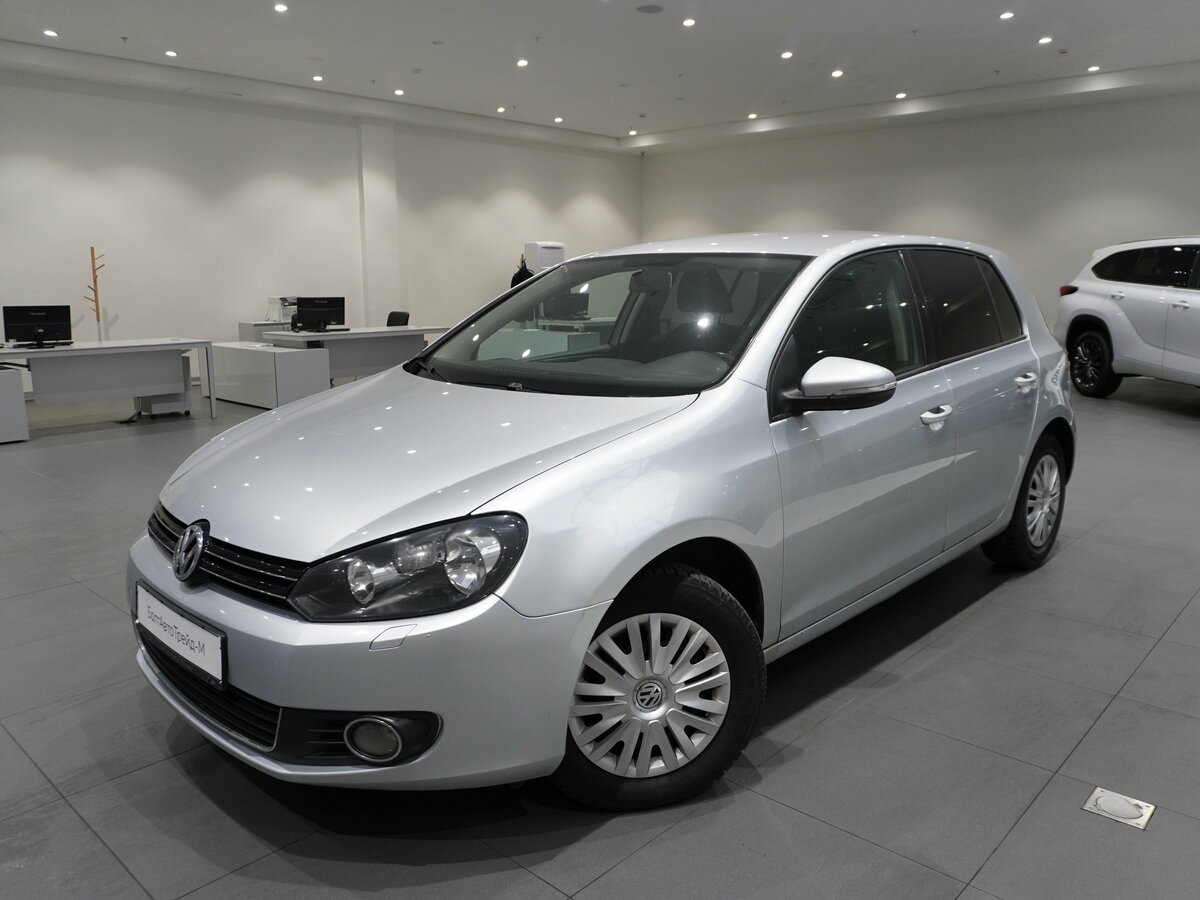 Volkswagen Golf VI