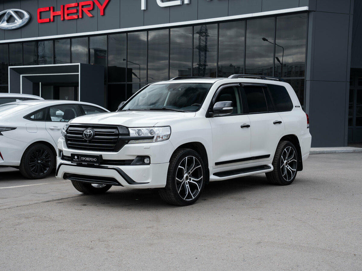 Toyota Land Cruiser 200 Series Рестайлинг 2