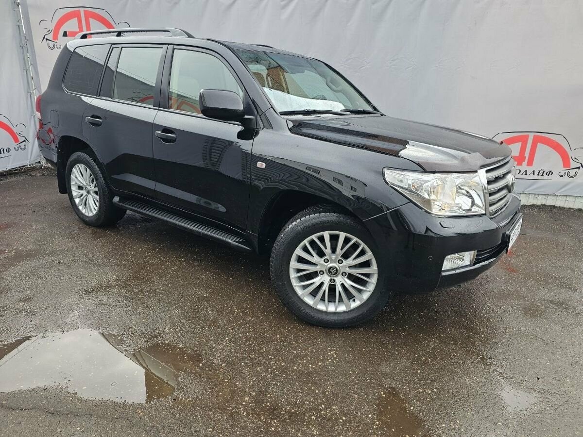 Toyota Land Cruiser 200 Series