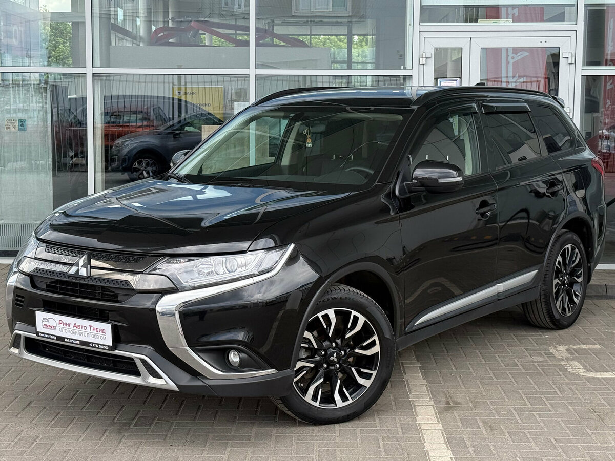 Открыть фотографии: Mitsubishi Outlander III Рестайлинг 3