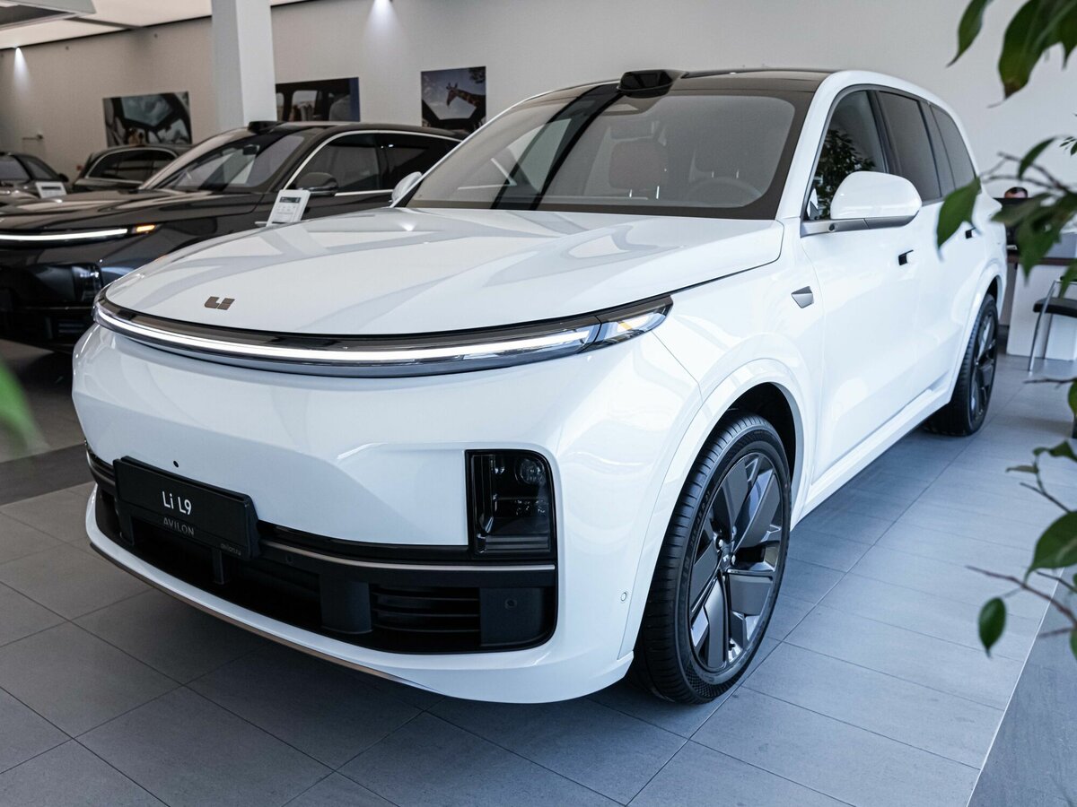 Li Auto (Lixiang) L9 52.3 kWh I Рестайлинг