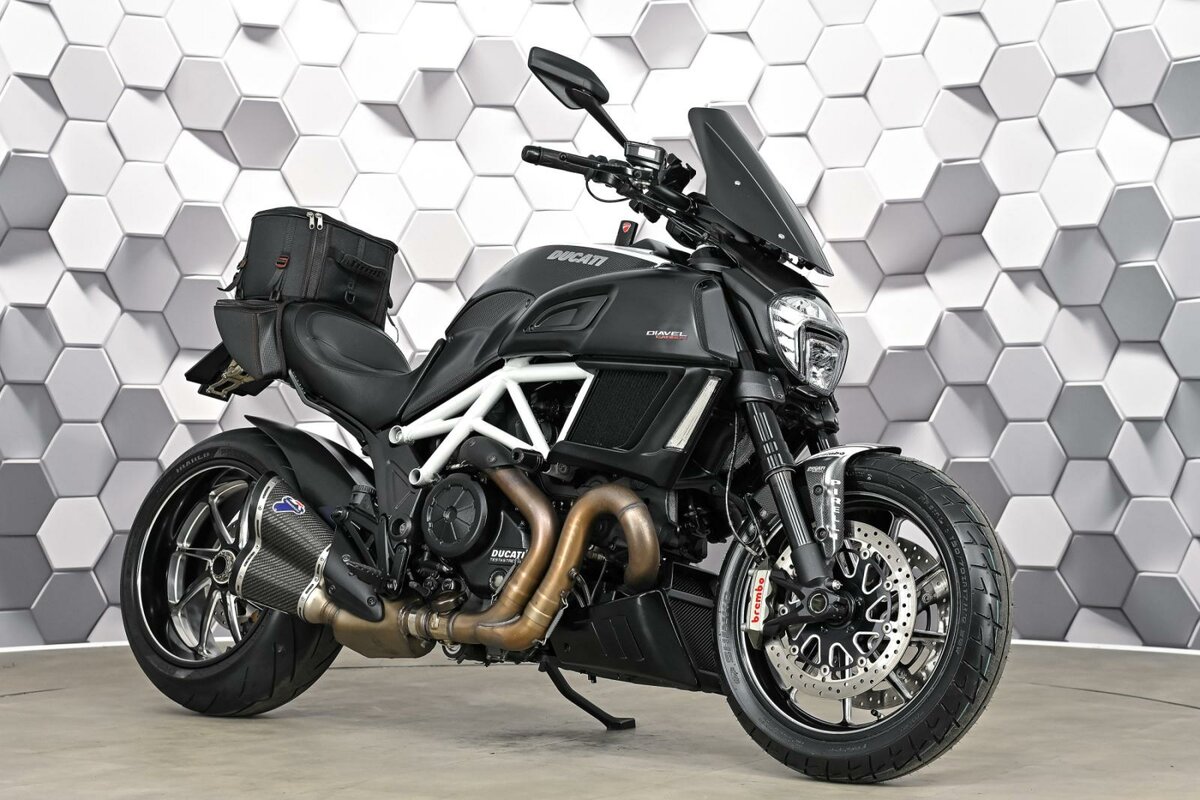 Ducati Diavel Carbon