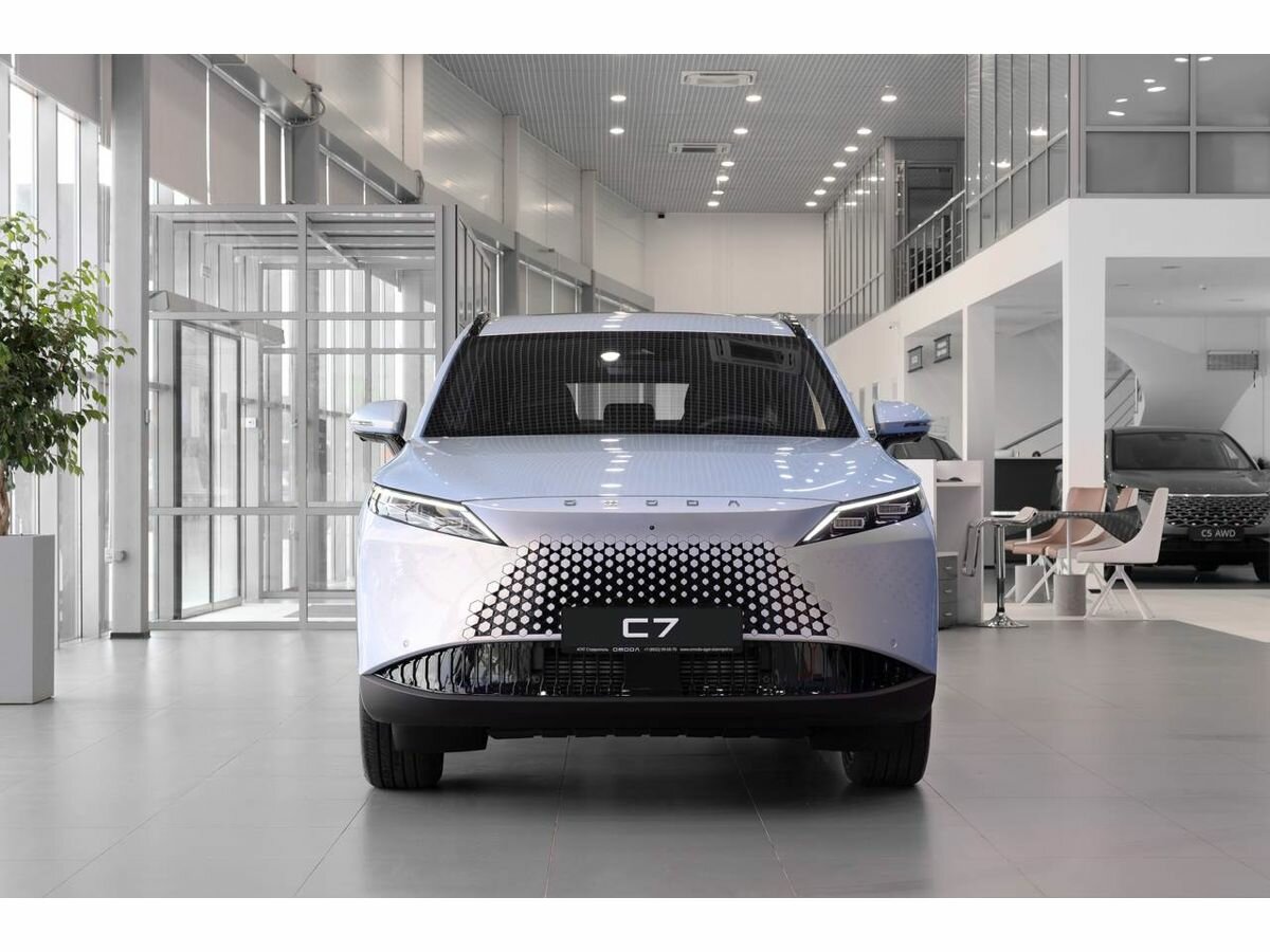 Открыть фотографии: Omoda C7