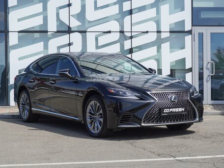 Lexus LS V