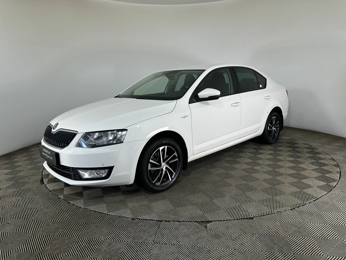Открыть фотографии: Skoda Octavia III (A7)