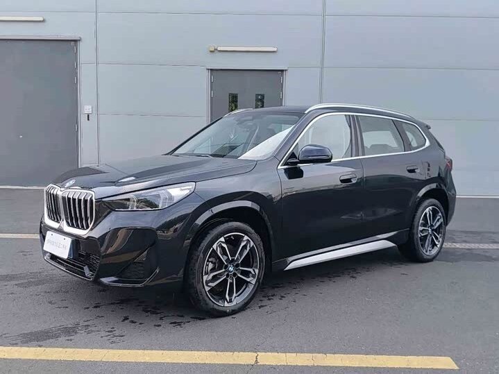 Открыть фотографии: BMW X1 III (U11/U12)
