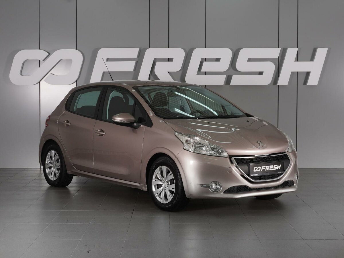Peugeot 208 I
