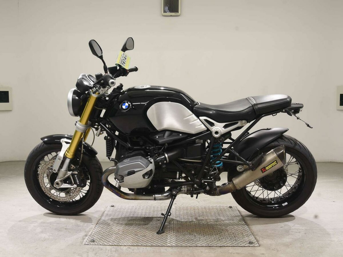 BMW R Nine T