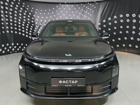 Li Auto (Lixiang) L6 I