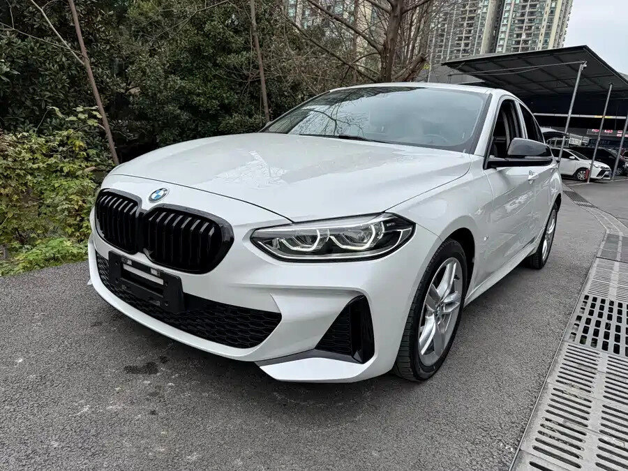 BMW 1 серии 120i III (F52) Рестайлинг