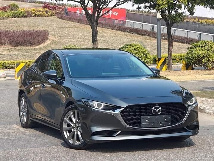 Mazda 3 Axela IV (BP)