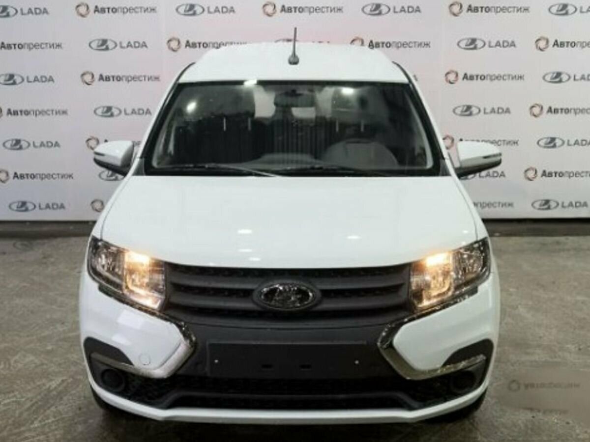 Открыть фотографии: Lada (ВАЗ) Largus I Рестайлинг