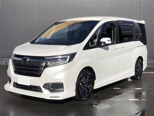 Открыть фотографии: Honda Stepwgn V Рестайлинг