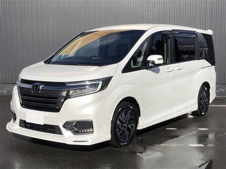 Honda Stepwgn V Рестайлинг
