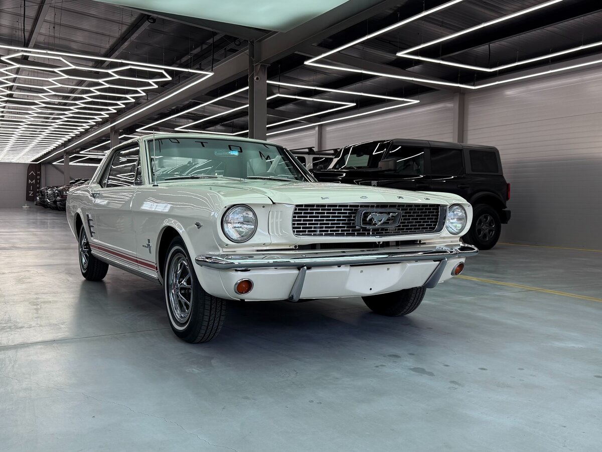Ford Mustang I