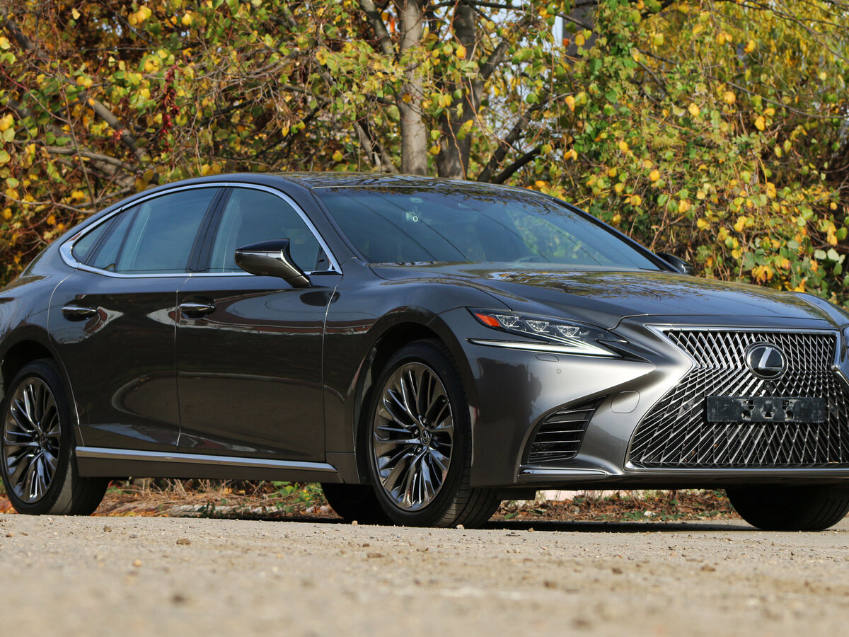 Lexus LS 500 V