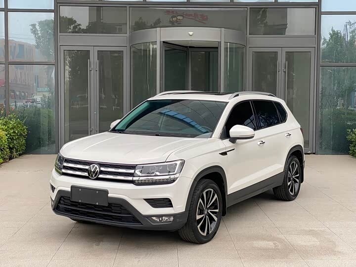 Открыть фотографии: Volkswagen Tharu I