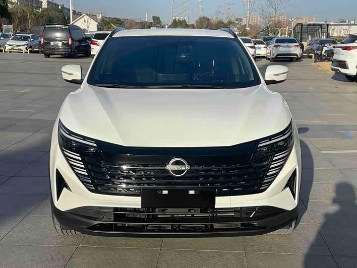Открыть фотографии: Nissan Qashqai II Рестайлинг 2