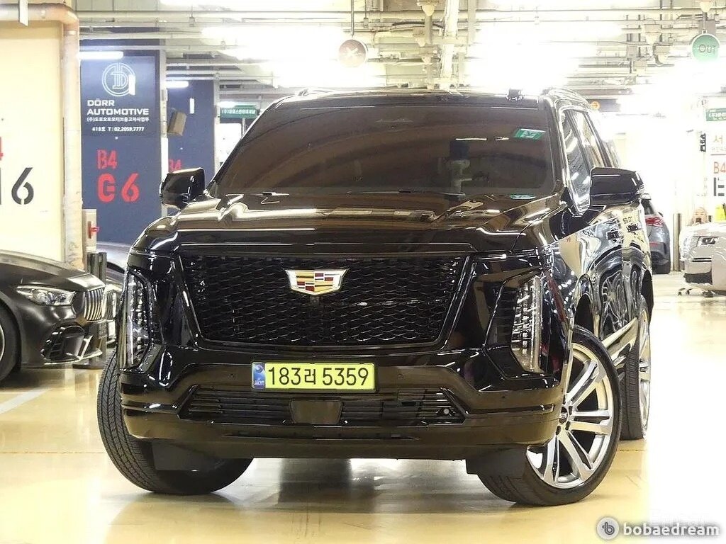 Cadillac Escalade V Рестайлинг