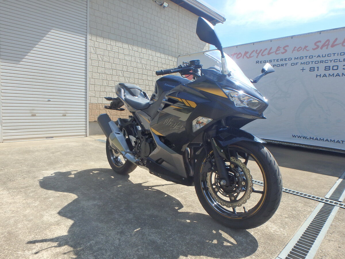 Kawasaki Ninja 400