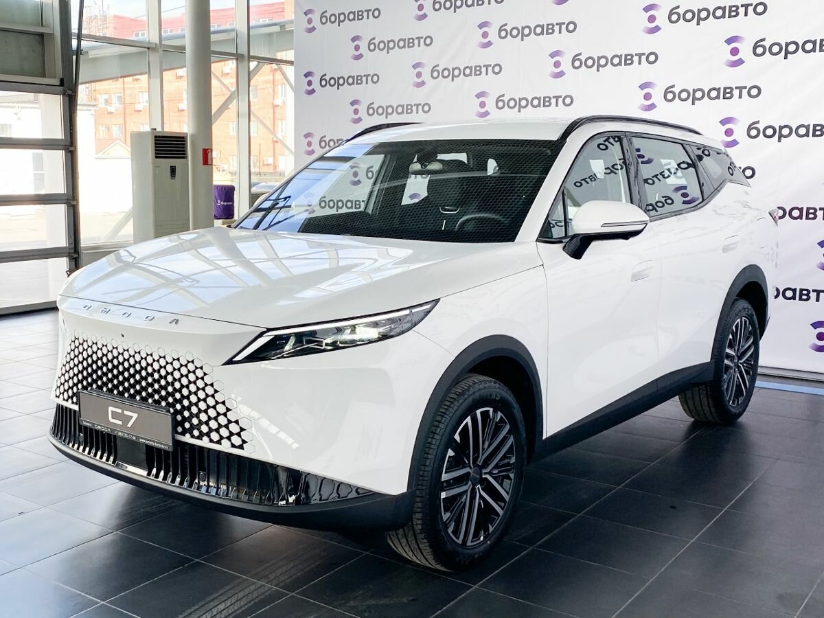 Открыть фотографии: Omoda C7