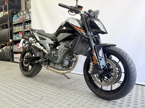 KTM 790 Duke