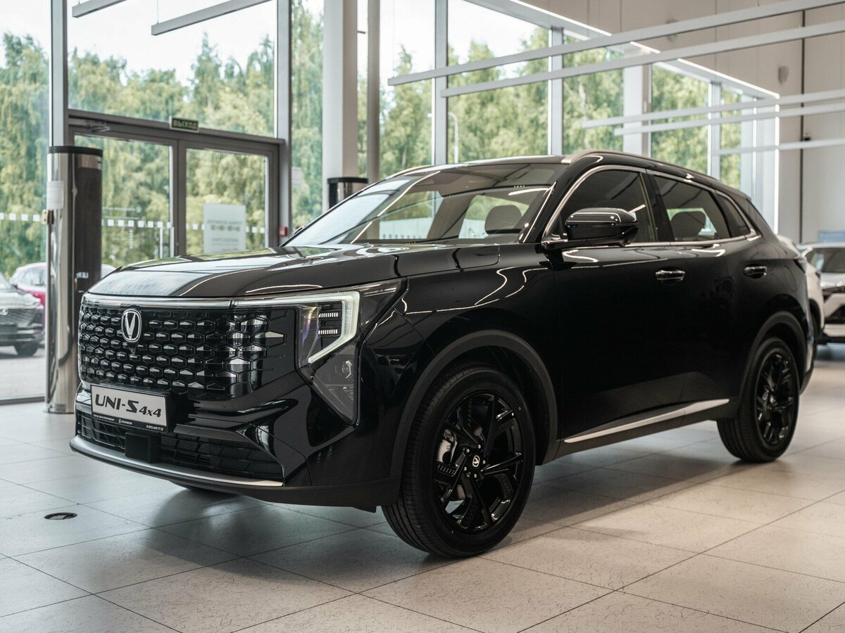 Открыть фотографии: Changan UNI-S I Рестайлинг