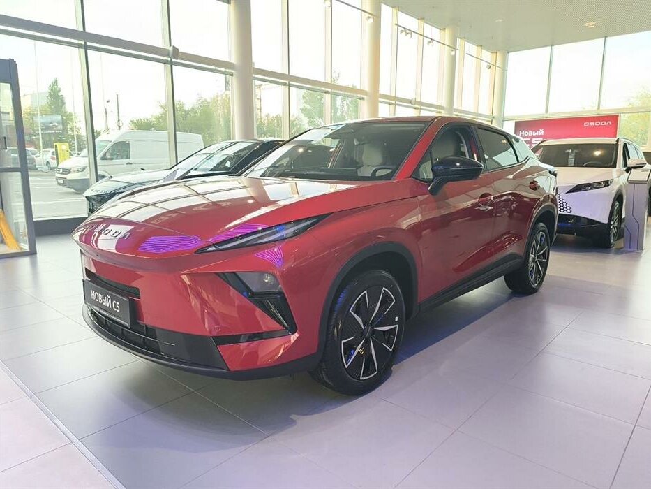 Открыть фотографии: Omoda C5 II