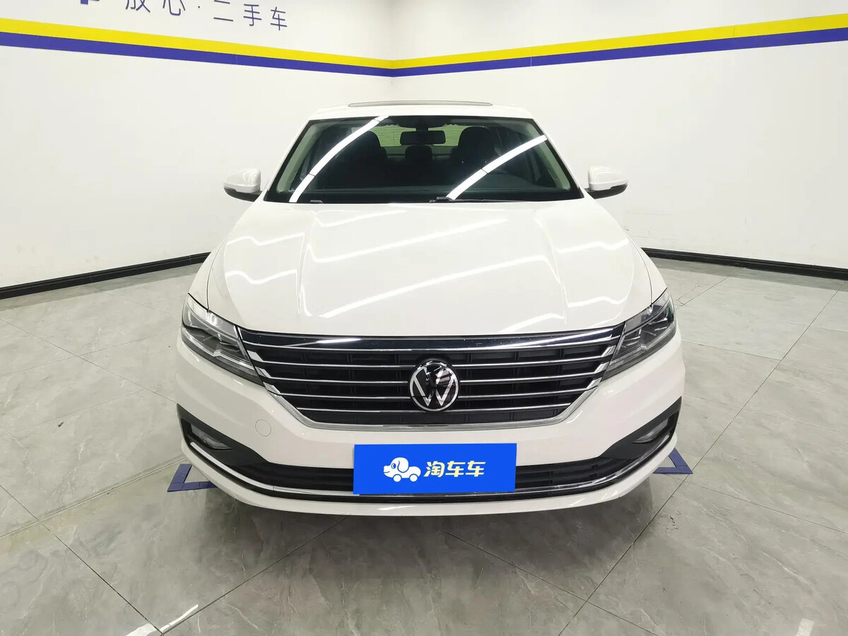 Открыть фотографии: Volkswagen Lavida III
