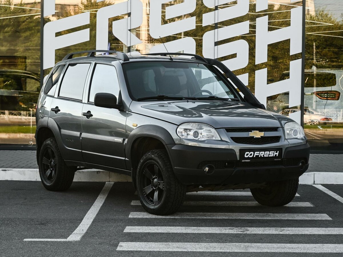 Открыть фотографии: Chevrolet Niva I Рестайлинг