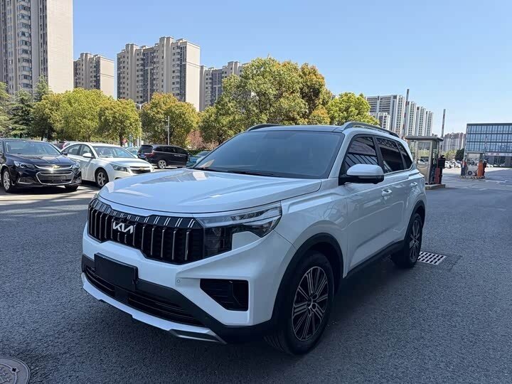 Открыть фотографии: Kia Sportage V