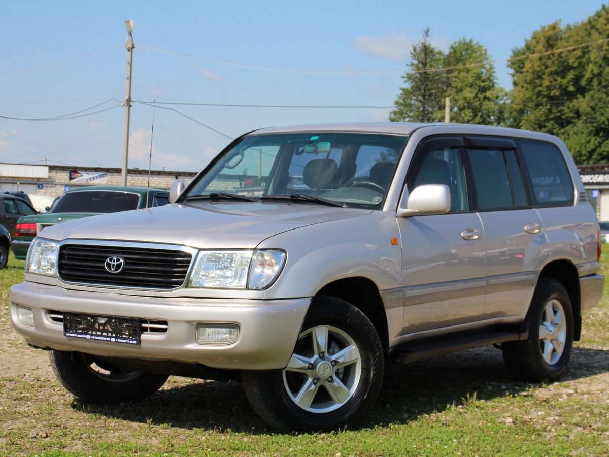 Открыть фотографии: Toyota Land Cruiser 100 Series Рестайлинг 1